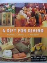 A GIFT FOR GIVING : Donna Lang